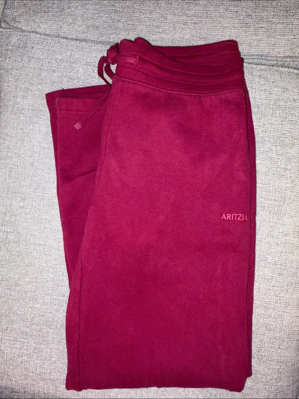 ARITZIA Perfect Fit Sweatpants in Dark Red